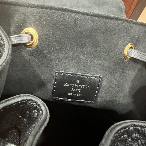 Louis Vuitton Backpack Montsouris - Picture 9 of 13